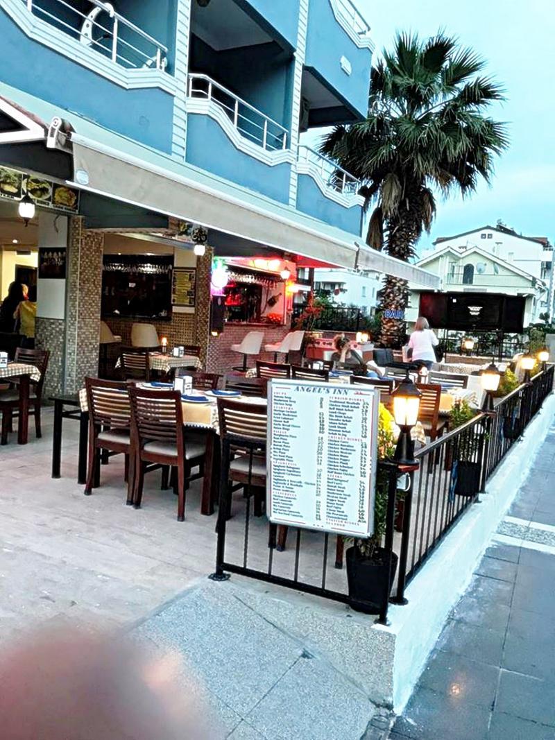 Angels Inn מרמריס מראה חיצוני תמונה