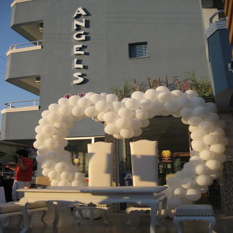 Angels Inn מרמריס מראה חיצוני תמונה