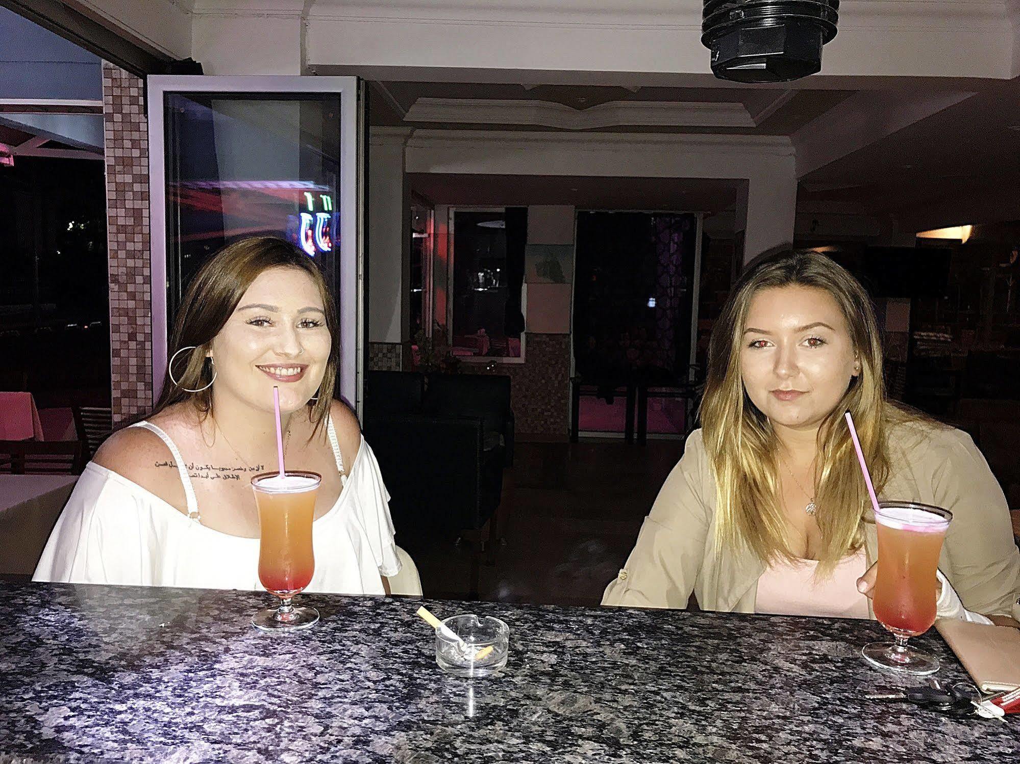 Angels Inn מרמריס מראה חיצוני תמונה
