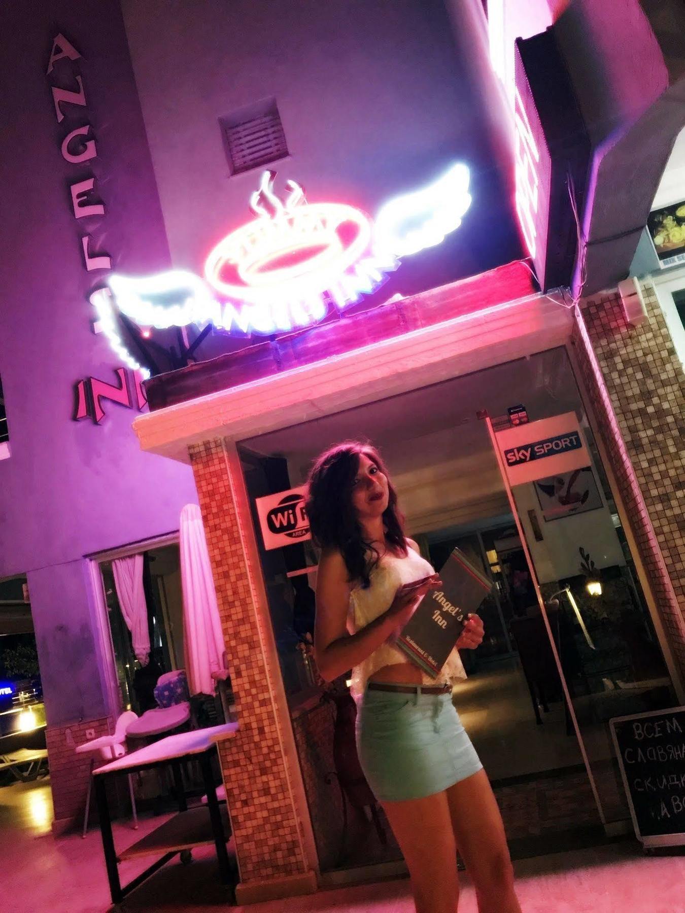 Angels Inn מרמריס מראה חיצוני תמונה